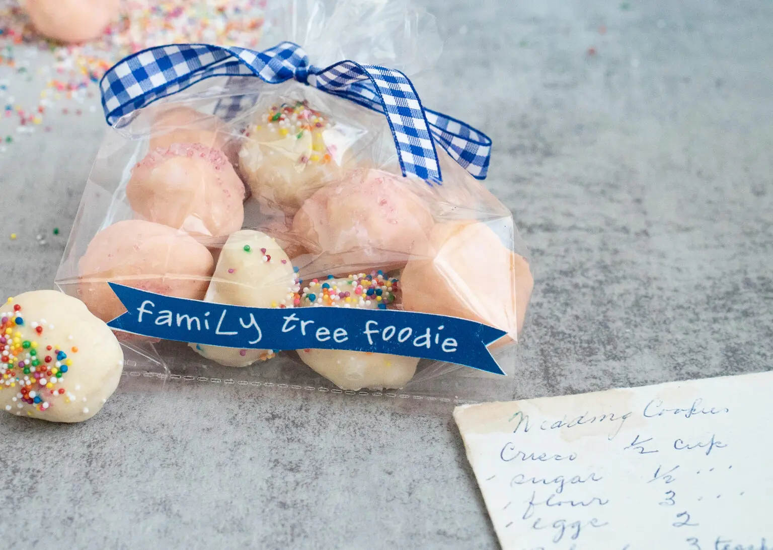 Italian Wedding Cookies in a Bag with a Family tree foodie sticker