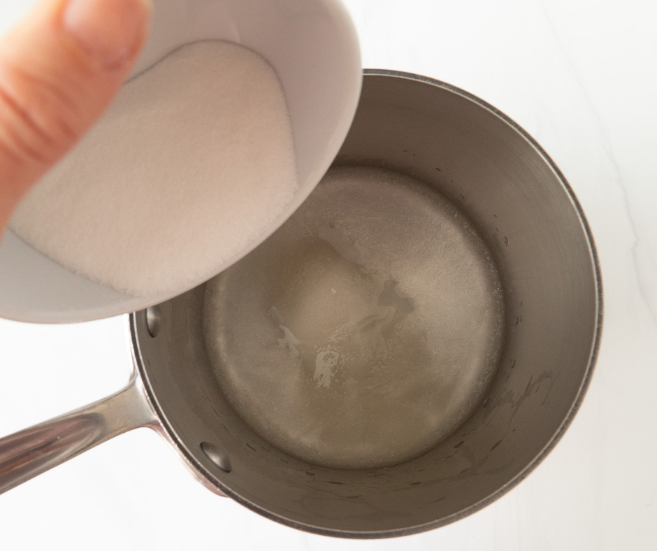 Add sugar to gelatin water